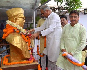 डॉ.खूबचंद बघेल छत्तीसगढ़िया स्वाभिमान को जगाने और छत्तीसगढ़ की संस्कृति को आगे बढ़ाने वाले अग्रणी नेता थे डॉ.खूबचंद बघेल : CM भूपेश