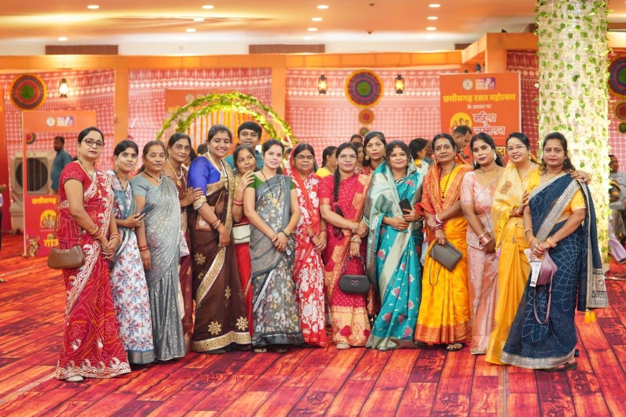 छत्तीसगढ़ रजत महोत्सव | महिला सम्मेलन एवं तीजा-पोरा महोत्सव का भव्य आयोजन
