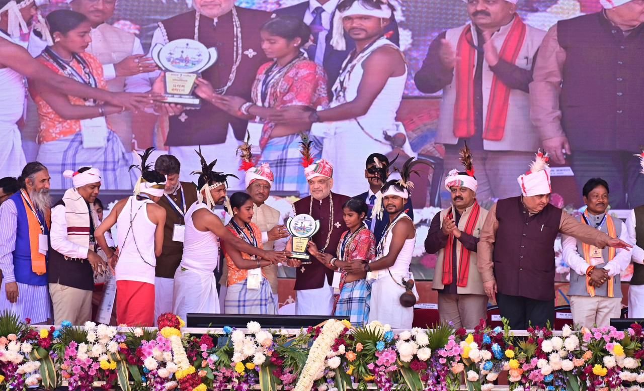 Chhattisgarh | संभाग स्तरीय बस्तर पंडुम 2026 का समापन