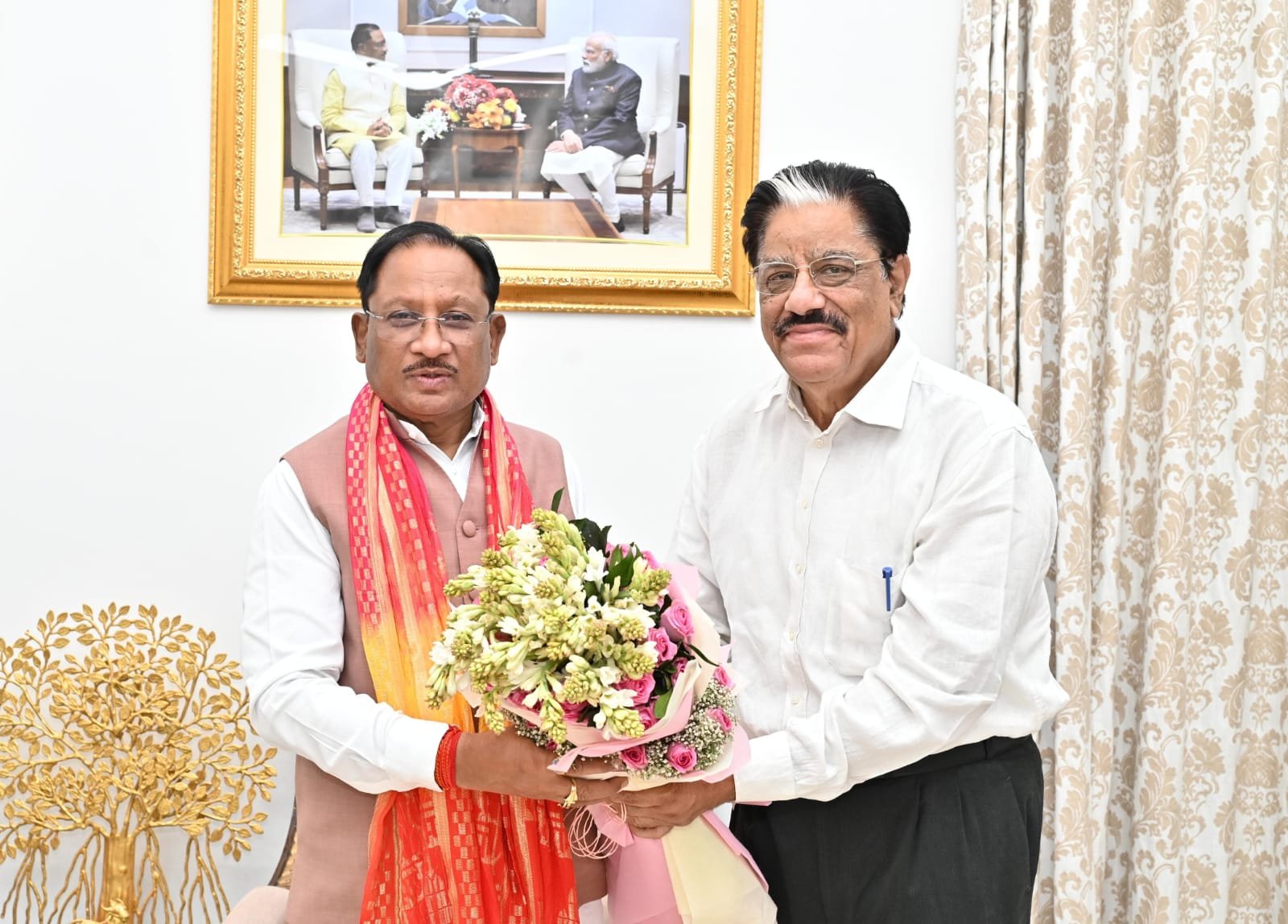 Chhattisgarh | मुख्यमंत्री से राज्य नीति आयोग के नवनियुक्त उपाध्यक्ष गणेश शंकर मिश्रा ने की सौजन्य मुलाकात