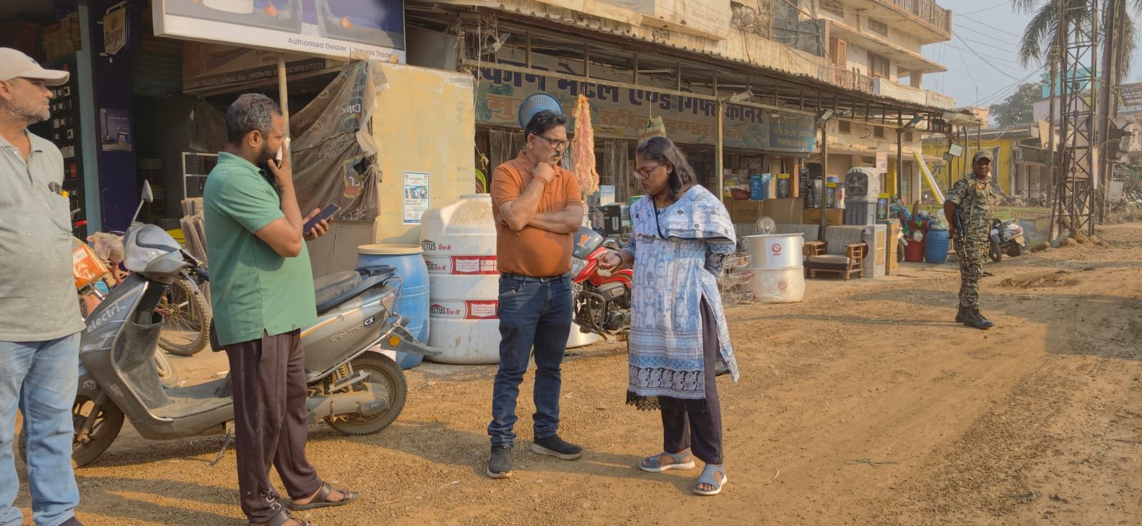 केशकाल | शहर में सड़क नवीनीकरण कार्य अंतिम चरण में, कलेक्टर ने निरीक्षण कर गुणवत्ता का लिया जायजा….