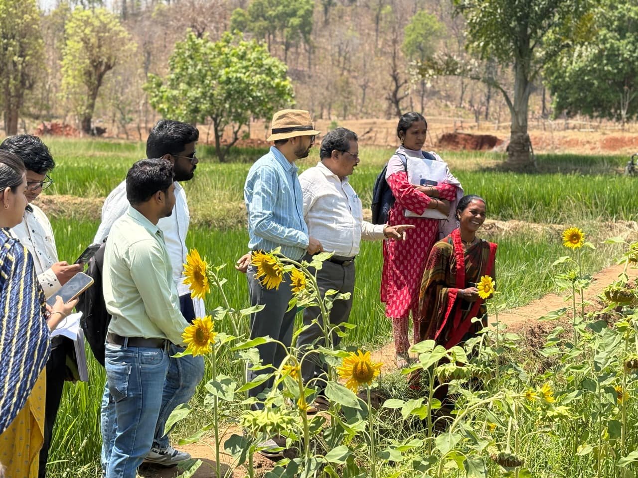 Chhattisgarh | एकीकृत कृषि और आजीविका के लिए  “दीदी के बखरी “से आ रही नई क्रांति