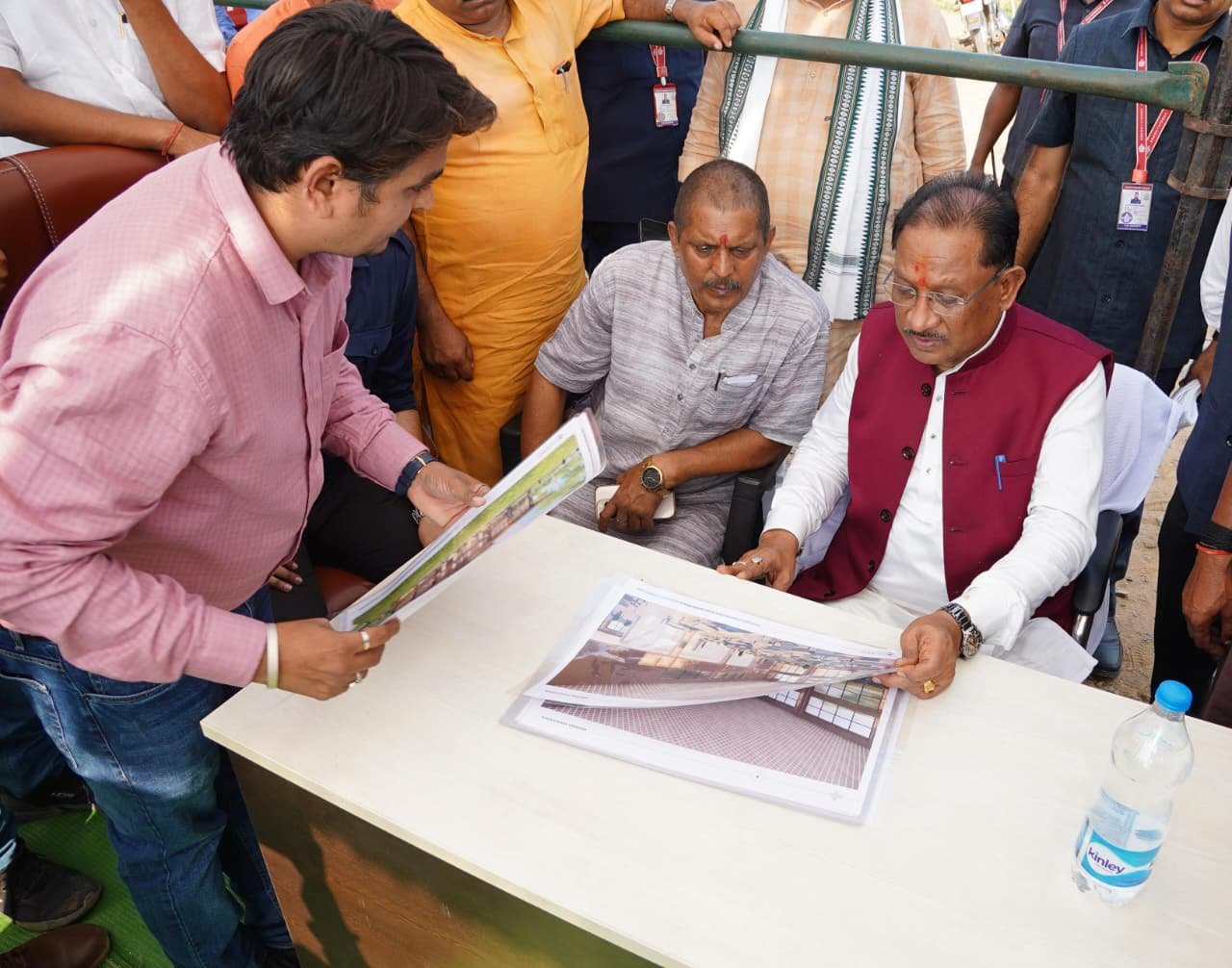 Chhattisgarh | मुख्यमंत्री विष्णुदेव साय ने सलियाटोली में निर्माणाधीन नालंदा परिसर का किया निरीक्षण